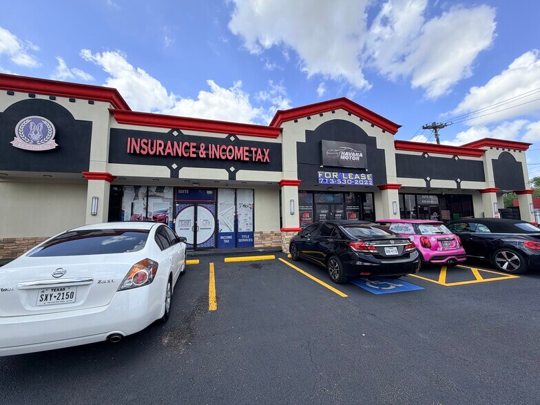 More Photos Of 8500 Hillcroft Ave, Houston Storefront Retail Office For Lease