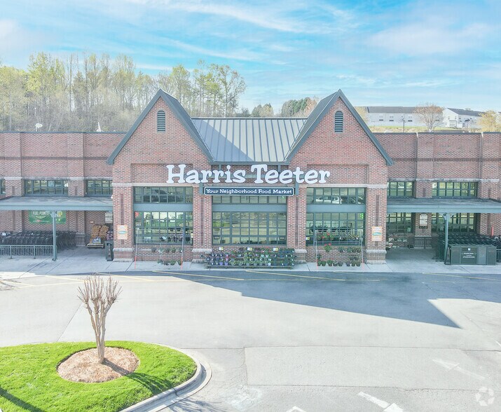 More Photos Of 121-179 Cross Center Rd, Denver Unknown For Lease