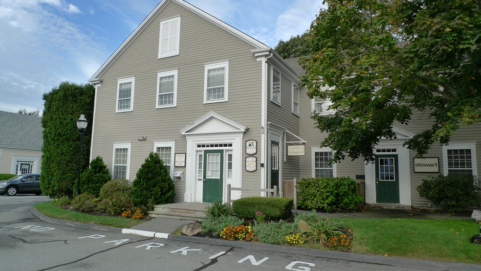 More Photos Of 923 Route 6A, Yarmouth Port Office For Lease