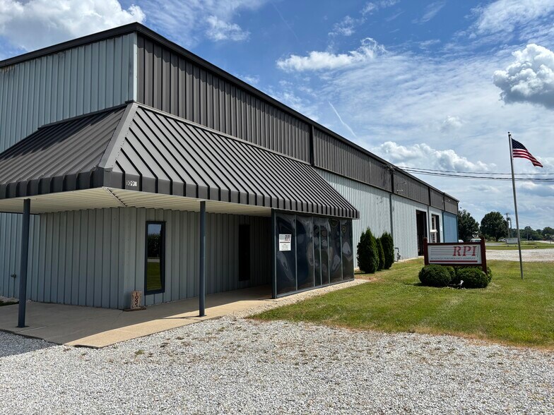 Primary Photo Of 1095 Development Dr, Tipton Industrial For Sale