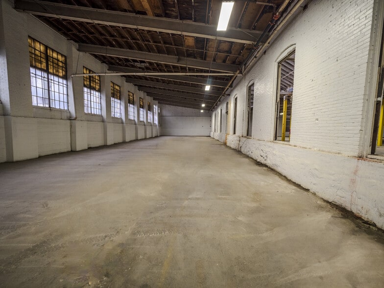 More Photos Of 1125-1151 N Front St, Catasauqua Warehouse For Sale