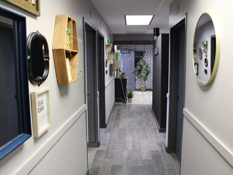 More Photos Of 525 E Division St, Fond Du Lac Medical For Sale