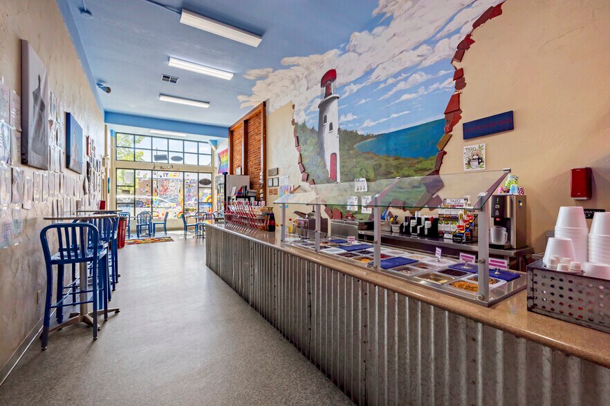 More Photos Of 513 Main St, Klamath Falls Specialty For Sale