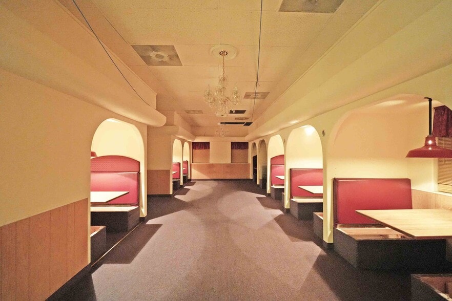 More Photos Of 1406 N 1st St, Yakima Restaurant For Sale