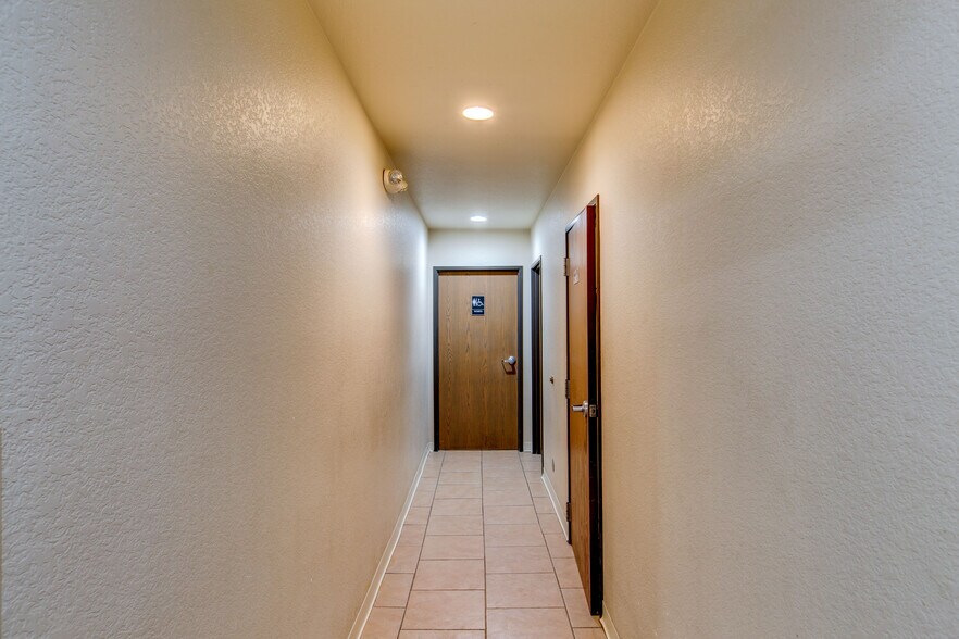 More Photos Of 100 Bennett Ave, Bennett Freestanding For Sale