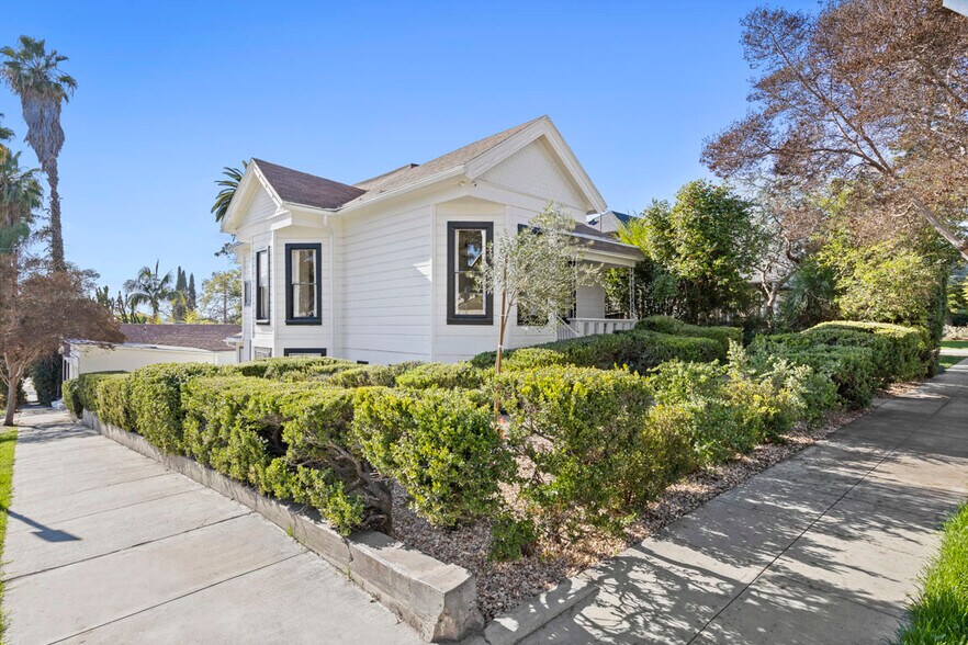 More Photos Of 1400 Carroll Ave, Los Angeles Apartments For Sale