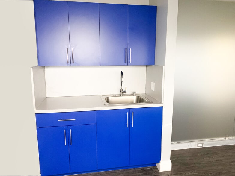 More Photos Of 351 NW Le Jeune Rd, Miami Medical For Lease