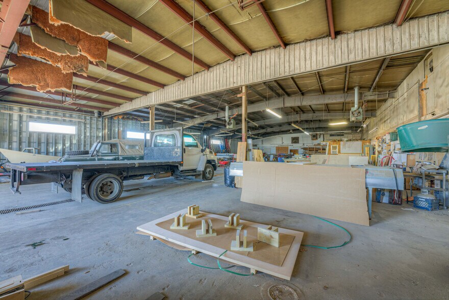 More Photos Of 2509-2519 Summer Ave, Memphis Flex For Sale