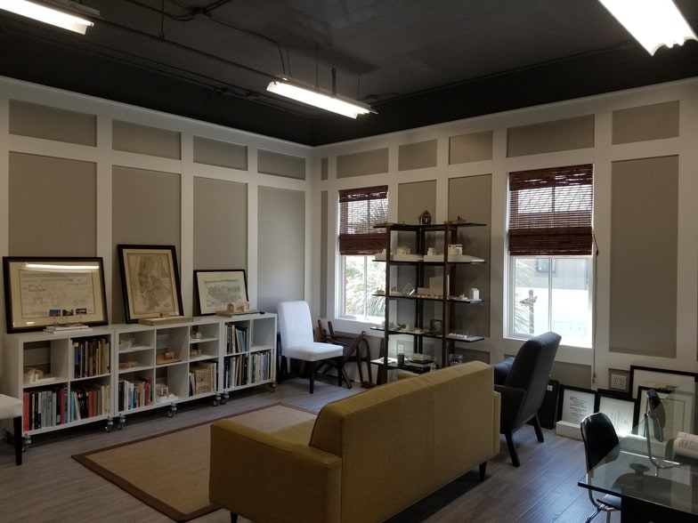 More Photos Of 2050 W County Highway 30A, Santa Rosa Beach Loft Creative Space For Sale