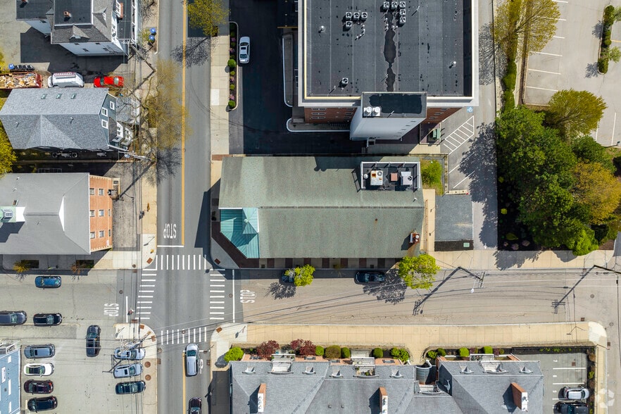 More Photos Of 99 Wayland Ave, Providence Office For Lease