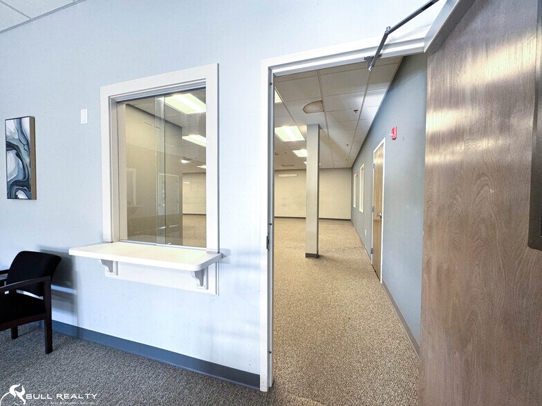 More Photos Of 1839 Buford Hwy, Buford Medical For Lease