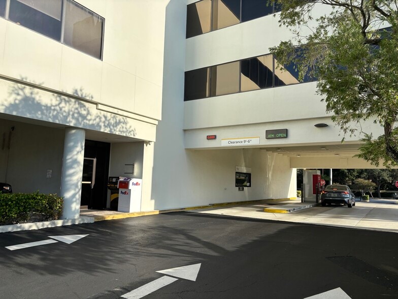 More Photos Of 250 Tequesta Dr, Tequesta Office For Lease