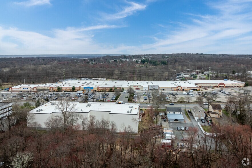 More Photos Of 225-235 Ridgedale Ave, Cedar Knolls Unknown For Lease