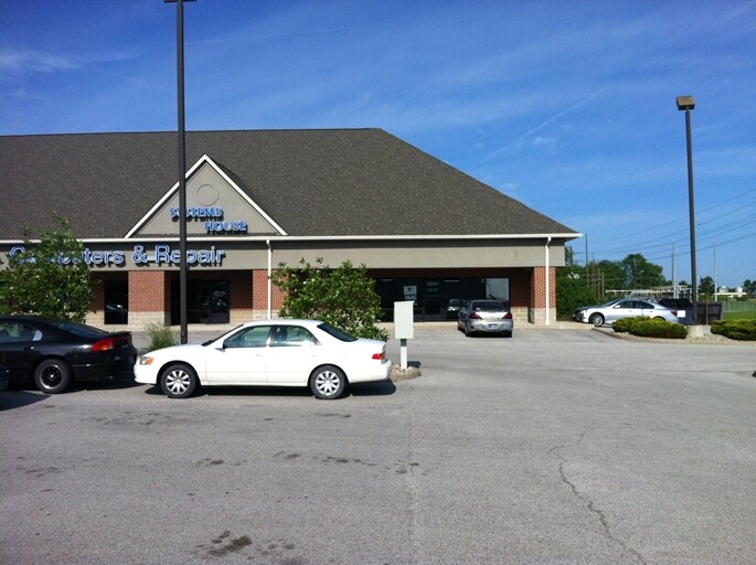 More Photos Of 3501 S 3rd Pl, Terre Haute Office For Lease
