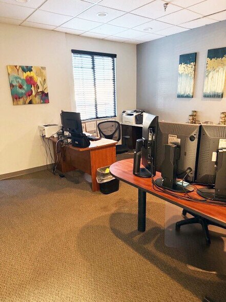 More Photos Of 72855 Fred Waring Dr, Palm Desert Medical For Lease