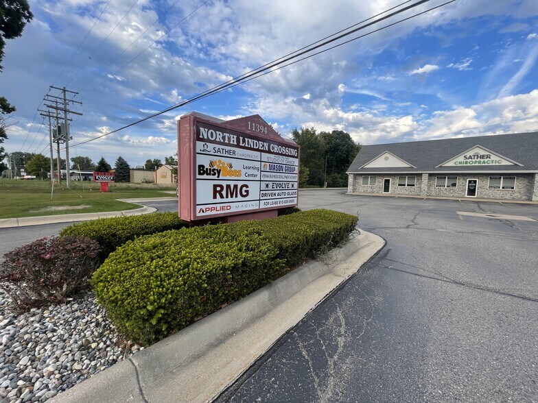 More Photos Of 11382-11394 N Linden Rd, Clio Storefront For Lease