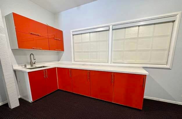 More Photos Of 101 E Green St, Pasadena Loft Creative Space For Lease