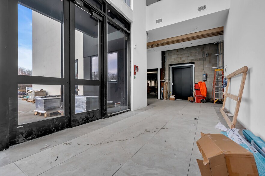 More Photos Of 705 Brewers Bridge Rd, Jackson Office For Lease