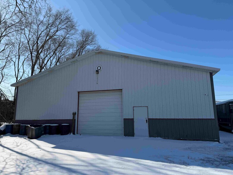 More Photos Of 40 Midland Ave, Rockdale Warehouse For Lease