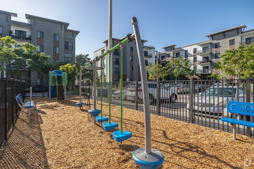 More Photos Of 26315 Parker Ave, Naranja Apartments For Lease