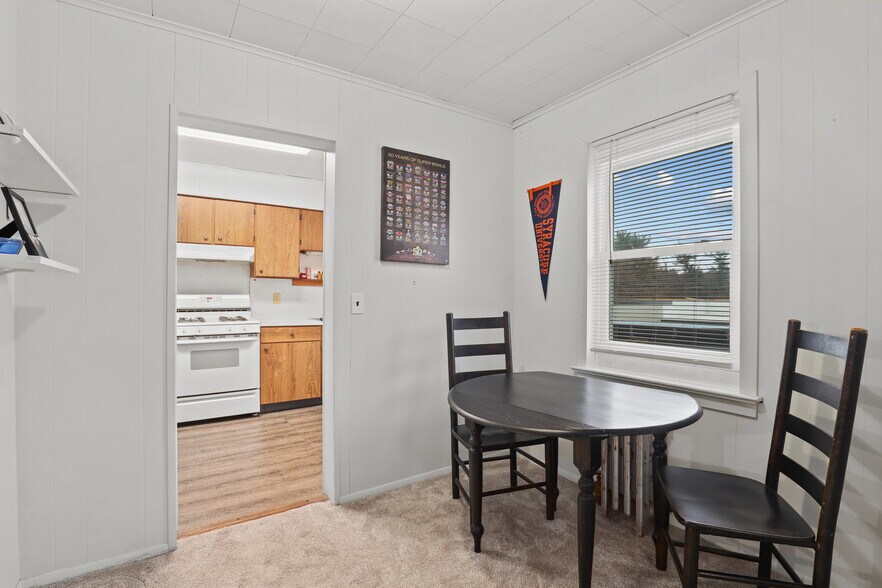 More Photos Of 441 Commerce St, Hawthorne Freestanding For Sale