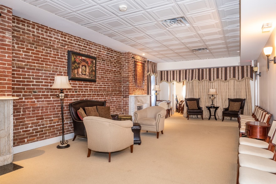 More Photos Of 97 Broadway, Verplanck Funeral Home For Lease