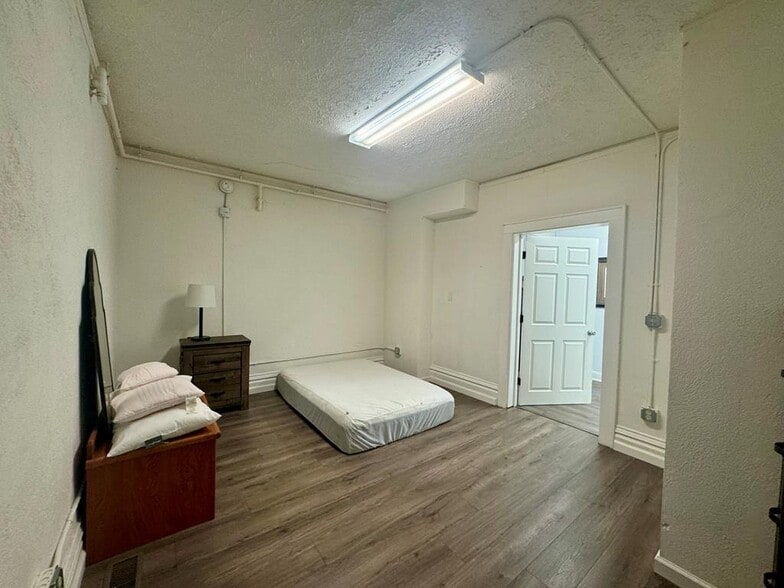 More Photos Of 715 N Kanawha St, Beckley Freestanding For Lease