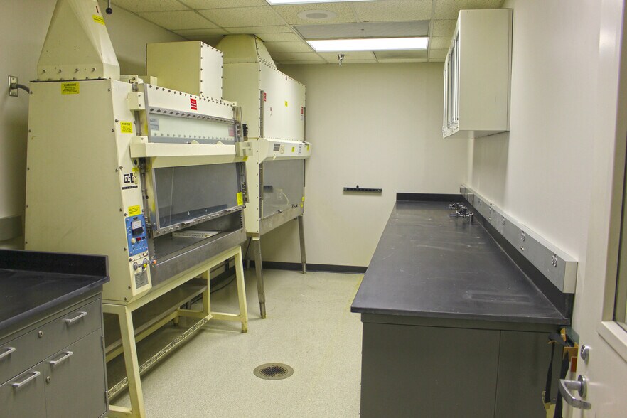 More Photos Of 95 W 32nd St, Winston-Salem Medical For Lease