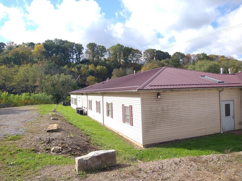 More Photos Of 98 Foundry St, Punxsutawney Assisted Living For Sale