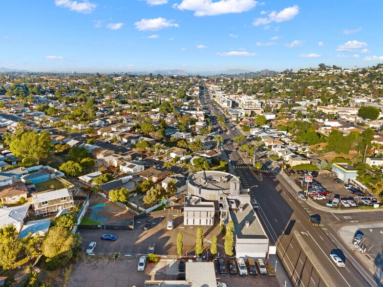 More Photos Of 7484 University Ave, La Mesa Office For Sale