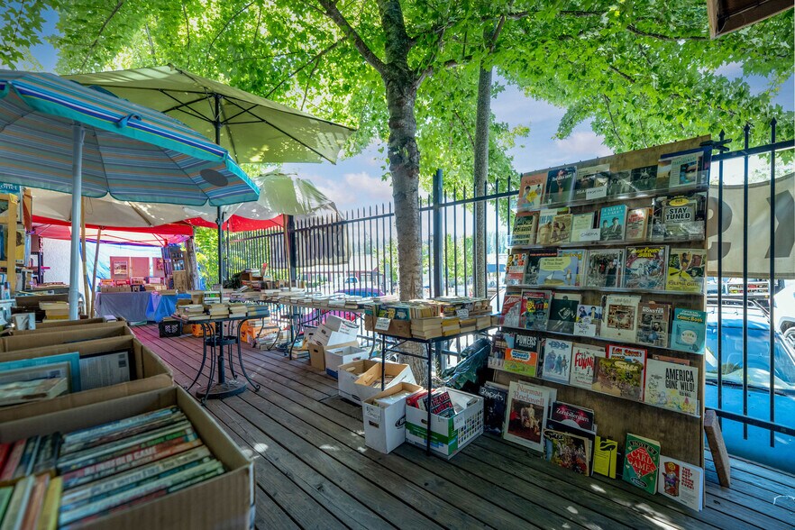 More Photos Of 107 Bank St, Grass Valley Storefront For Sale