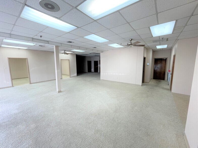 More Photos Of 1562-1584 Two Pl, Memphis Unknown For Lease