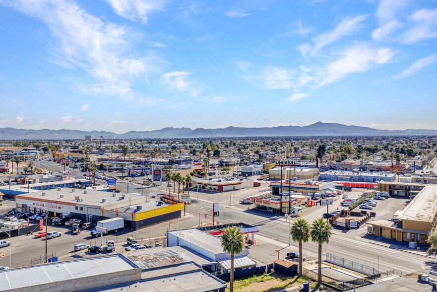More Photos Of 2083 Fremont St, Las Vegas Convenience Store For Lease