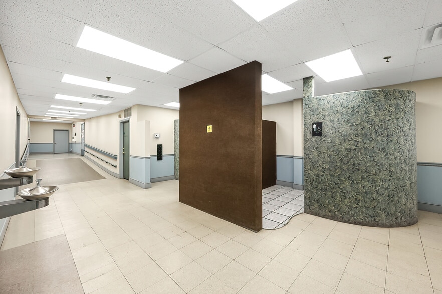 More Photos Of 44 Morris St, Webster Flex For Sale