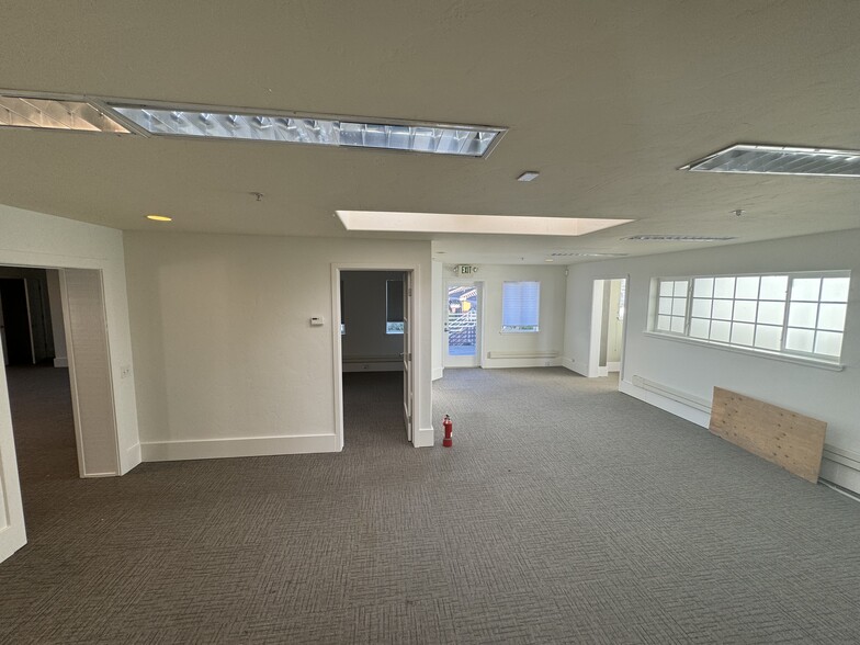 More Photos Of 637 Main St, Half Moon Bay Office For Lease