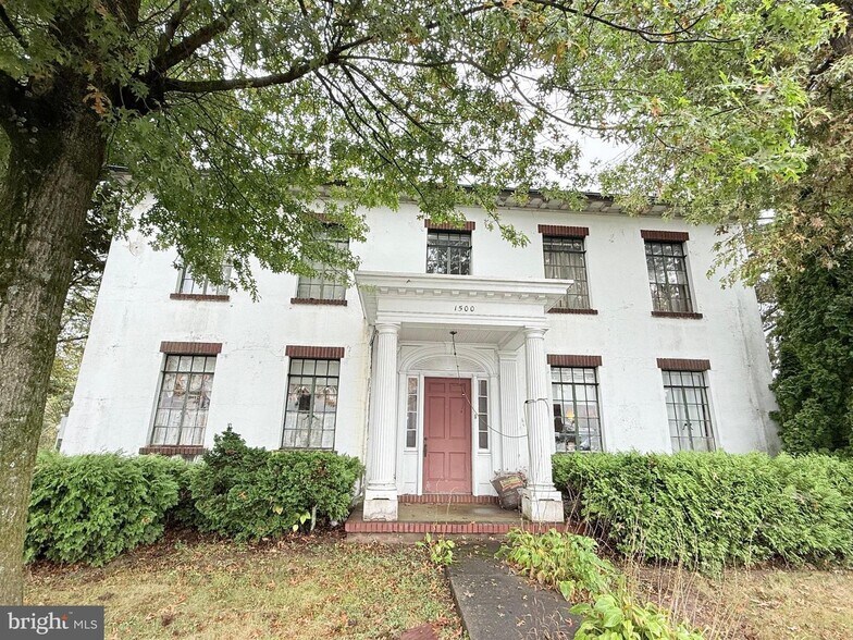 More Photos Of 1500 E Philadelphia Ave, Gilbertsville Specialty For Sale