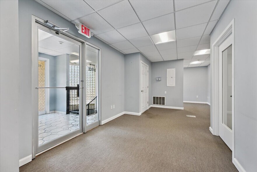 More Photos Of 159 Us Highway 46, Rockaway Office For Lease