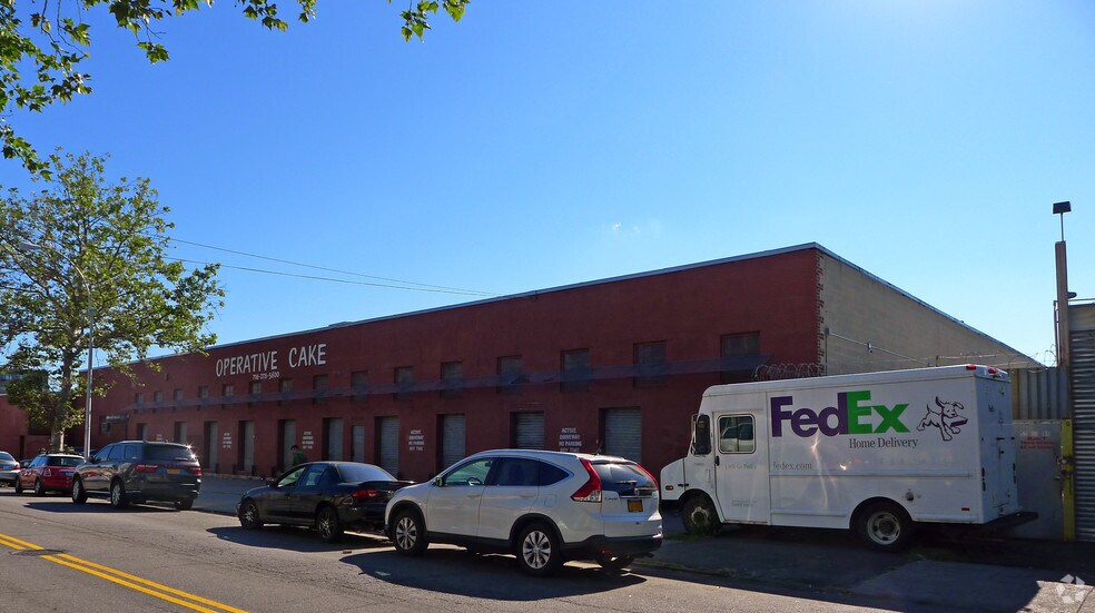 More Photos Of 33-51 11th St, Long Island City Warehouse For Lease