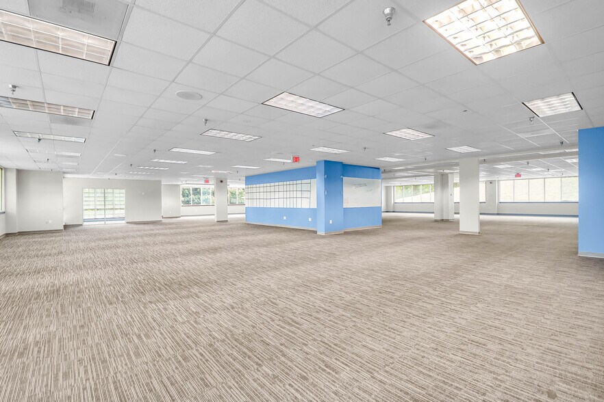 More Photos Of 146 Fairchild St, Charleston Office For Lease