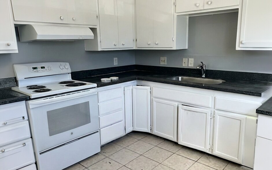 More Photos Of 47 Cleveland Ave, San Jose Apartments For Sale