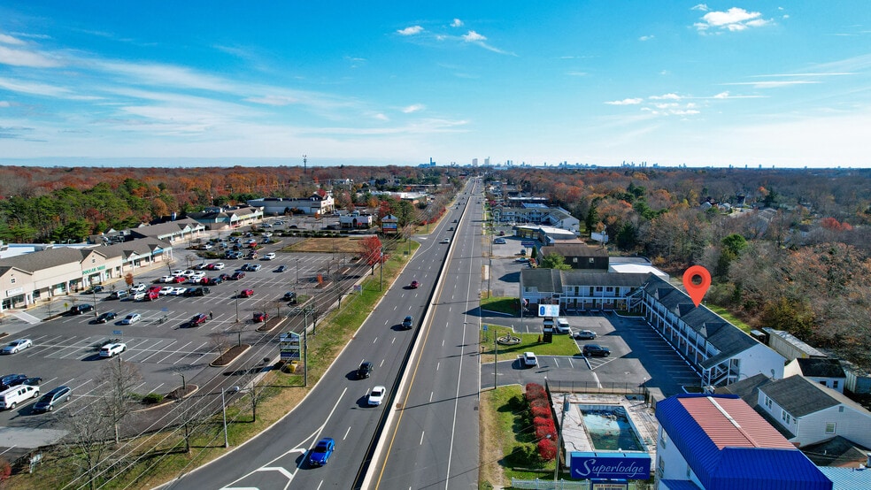 More Photos Of 930 White Horse Pike, Absecon Hotel For Sale