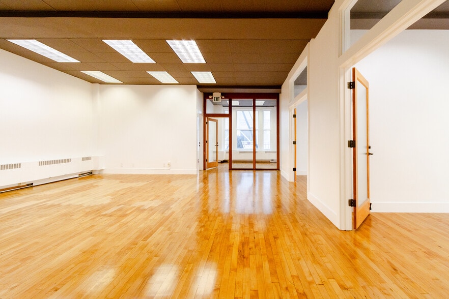 More Photos Of 212 Sutter St, San Francisco Office For Lease