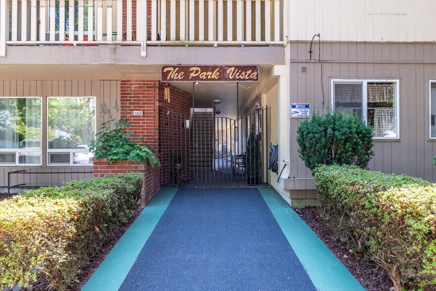 More Photos Of 1951 Louisiana St, Longview Apartments For Sale