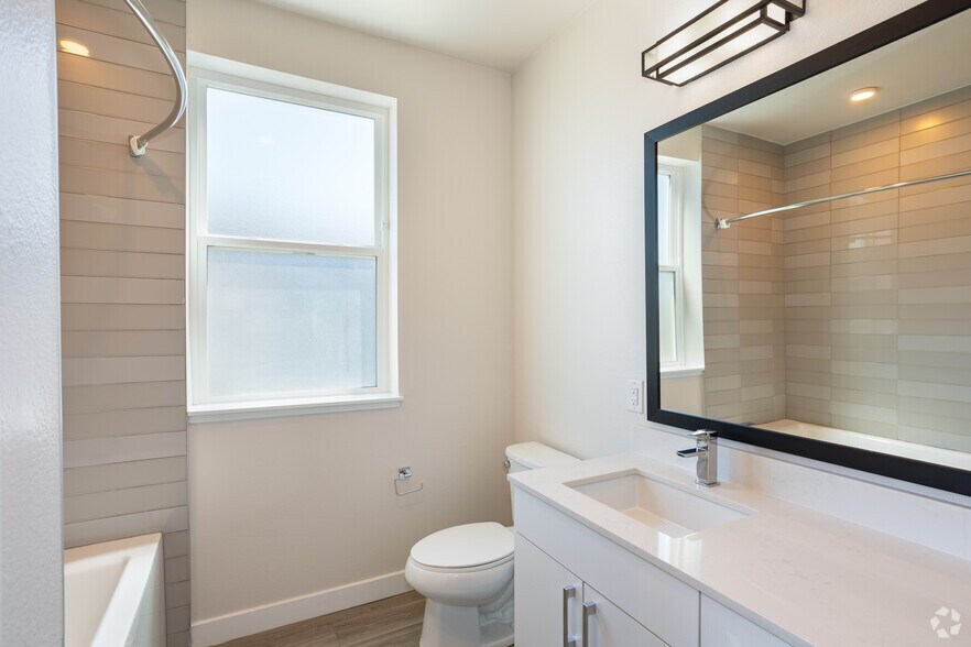 More Photos Of 2401 Blake St, Denver Apartments For Lease
