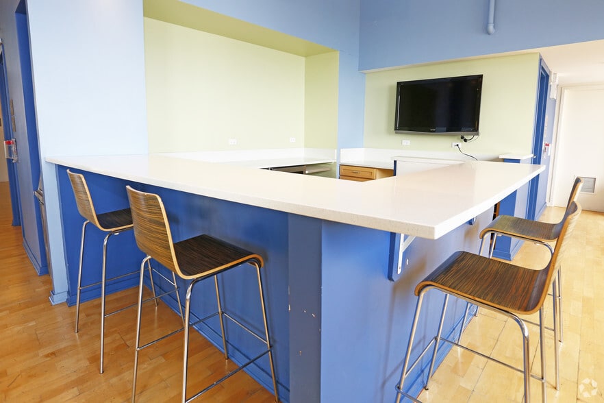 More Photos Of 59 E Van Buren St, Chicago Apartments For Lease