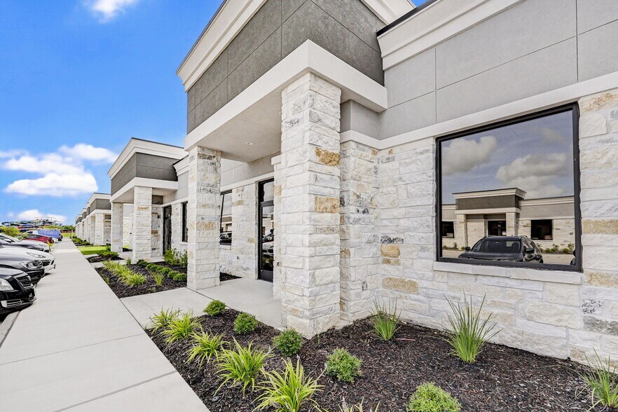 More Photos Of 25145 Star Ln, Katy Medical For Lease