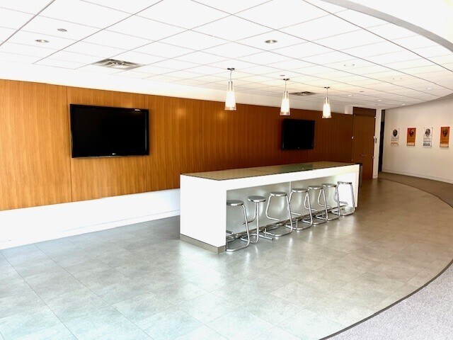 More Photos Of 701 N Fairfax St, Alexandria Office For Lease