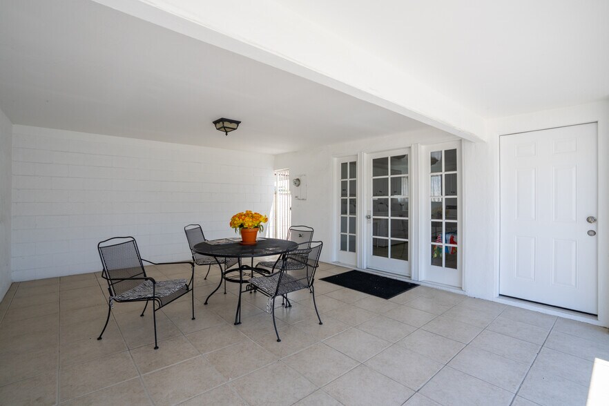 More Photos Of 921-933 W Huntington Dr, Arcadia Apartments For Sale