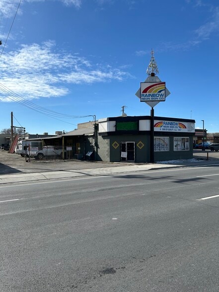 More Photos Of 257 W 3300 S, Salt Lake City Freestanding For Sale