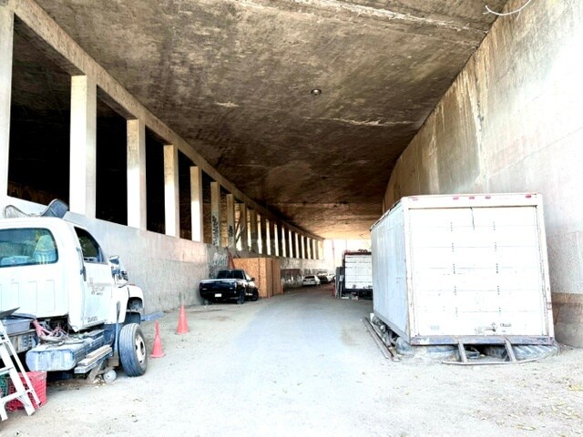 More Photos Of 3001 Delay Dr, Los Angeles Land For Lease